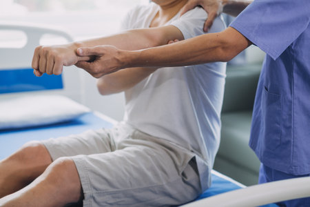 Krankengymnastik in der Neurologie: Behandlung von Schlaganfall, MS und Parkinson