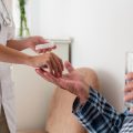 Selbstständigkeit bei Kindern fördern: Ergotherapeutische Interventionen im schulischen und häuslichen Alltag
