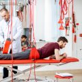 Ambulante versus stationäre Rehabilitationsformen – Chancen und Grenzen im deutschen Gesundheitssystem